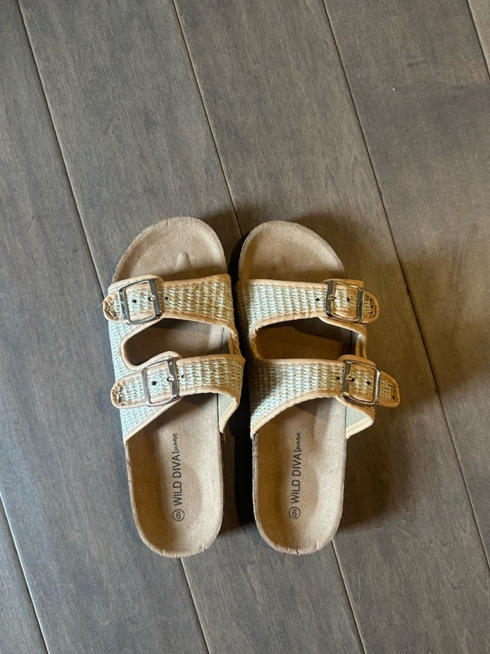 Fashion Nova Buckle Slide Sandals (size 9)